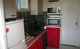 Studio a Les Anses d'Arlet a 500 m de la plage avec vue sur la mer et jardin amenage